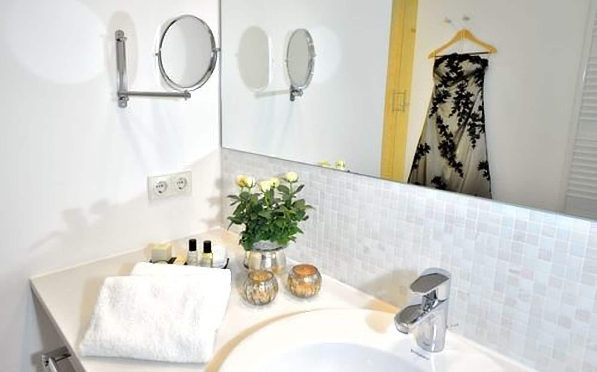 Privathotel Lindtner Hamburg Exterior foto Bathroom